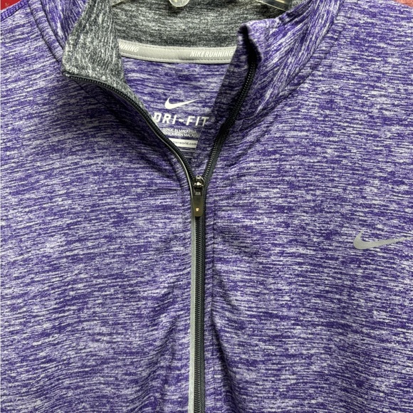 Nike Purple Dri-FIT‎ Women's Top - Picture 4 of 11